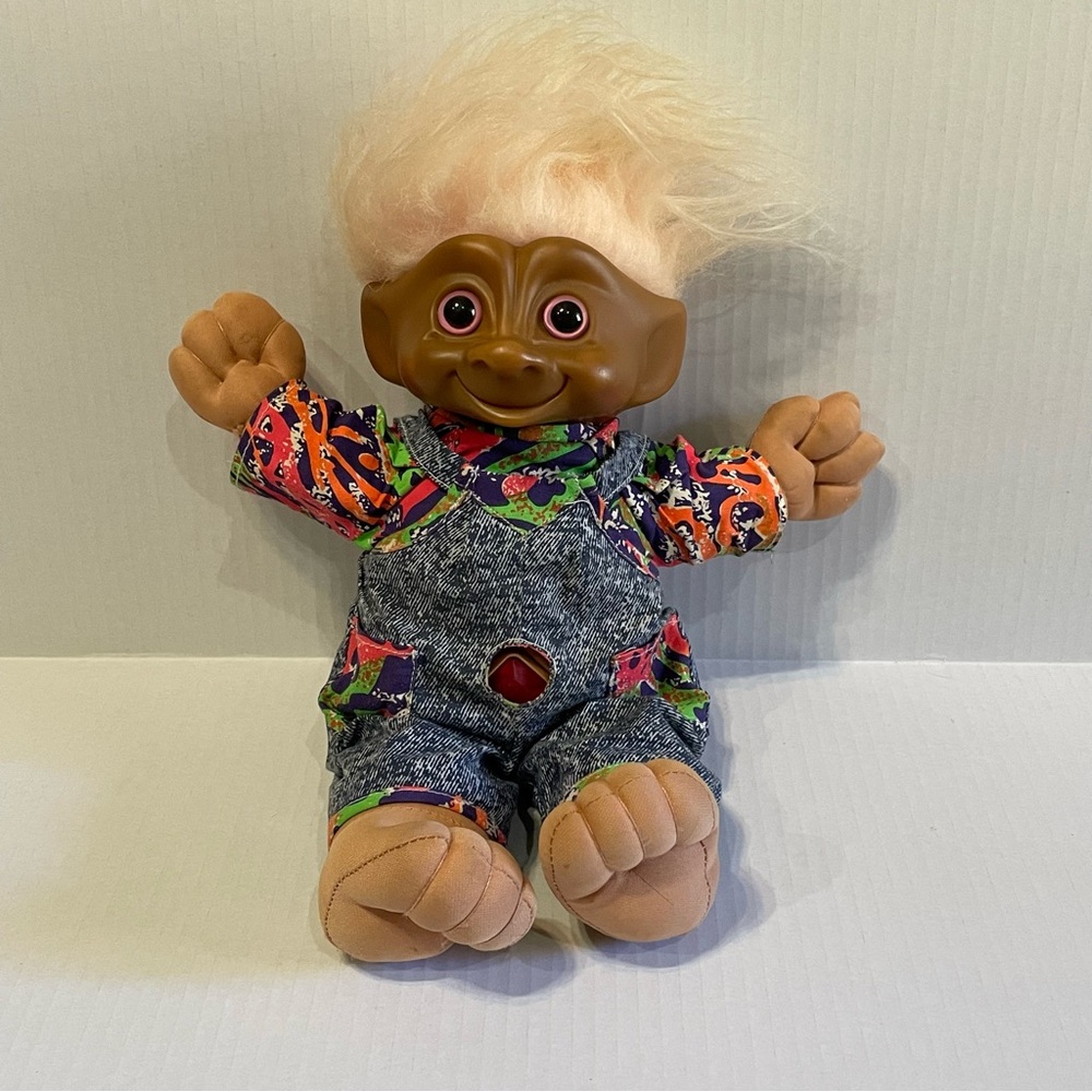 VTG 90s Ace Treasure Troll Red Wishstone Light Pink Hair Outfit Plush Body